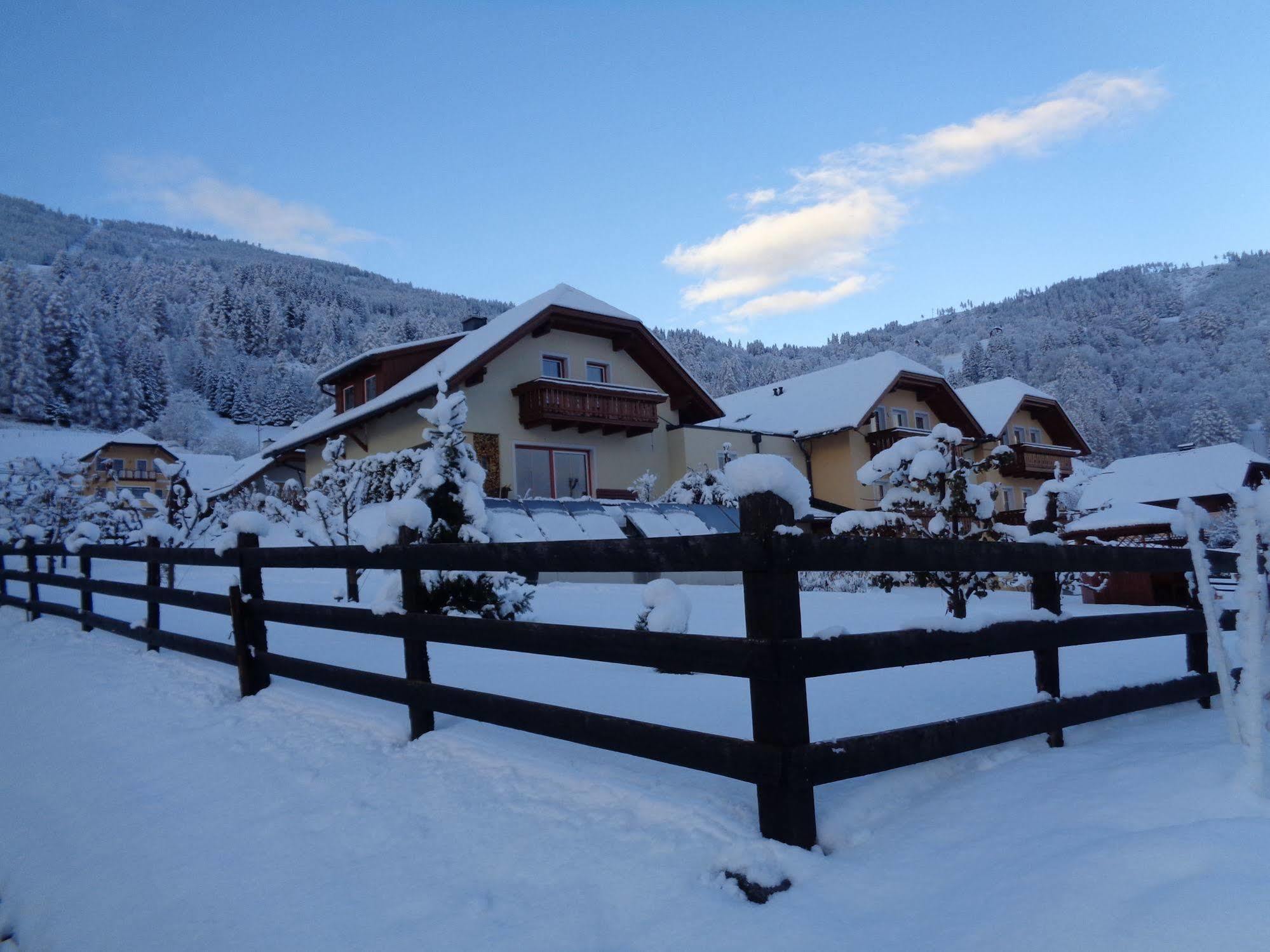 Eckenhof Bed and Breakfast Sankt Michael im Lungau Esterno foto